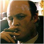Oliver Mace (Tim McInnerny)