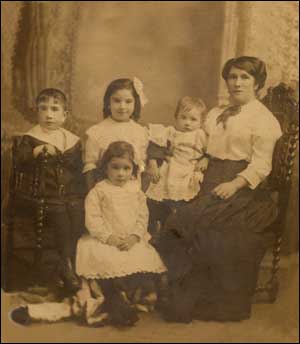 Tobins family 1912
