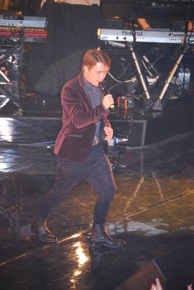 Mark belting out 'Shine'