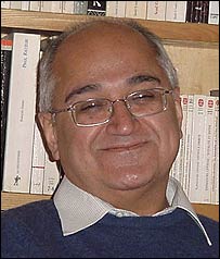 بابک احمدی