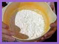 custard powder in bowl