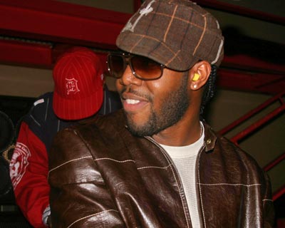 Dwele