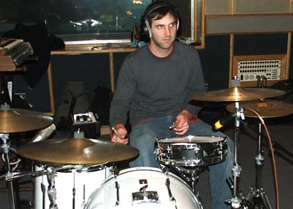 Peter Richardson plays drums live at Maida Vale