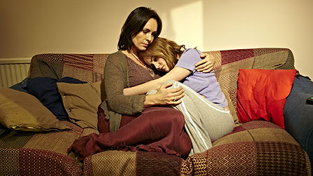 L-R: Maire Alderton (Juliet Aubrey) and Anneli Alderton (Jaime Winstone)