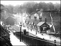 1910 postcard of Moseley Station
