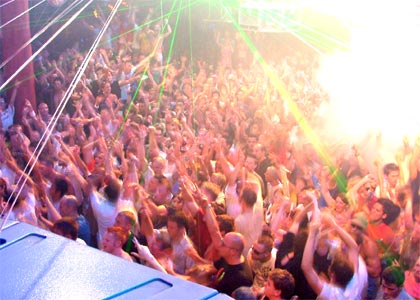 The Essential Mix live from Amnesia - 8th August 2004