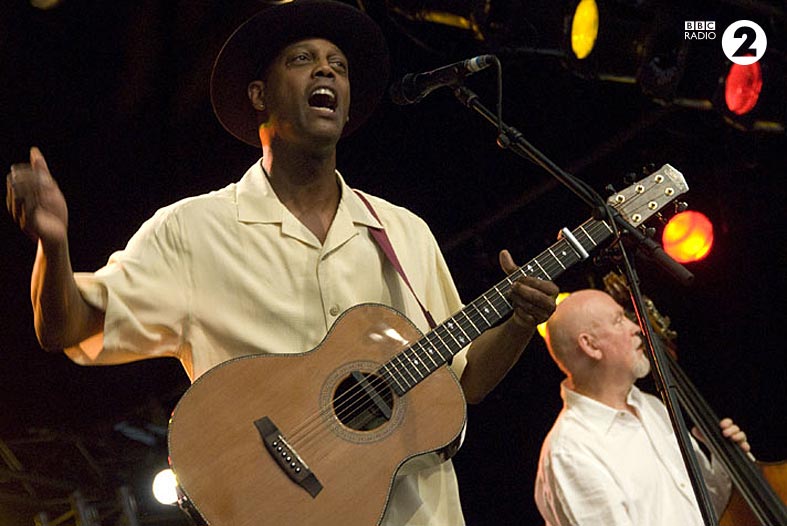 Eric Bibb