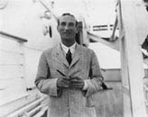 English cricket captain Douglas Jardine