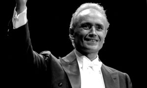BBC Proms 2008: Operatic legend Jose Carreras performs at Hyde Park, London