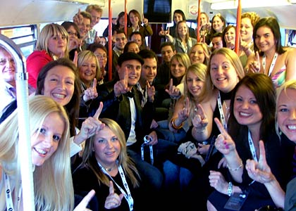 Robbie Williams live at his rehearsal rooms