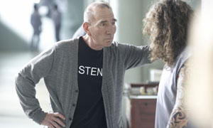 Pete Postlethwaite in Criminal Justice