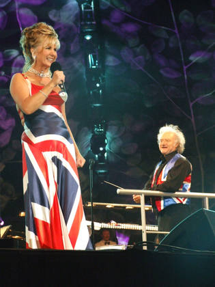 Lesley Garrett and Carl Davis