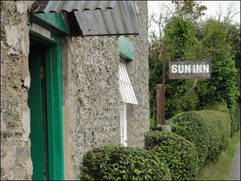 The front of The Sun Inn