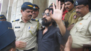 Họa sỹ Aseem Trivedi