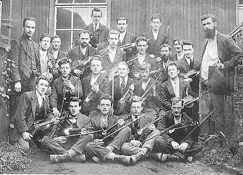 Violin Class, taken with Ballykinlar camera - (Courtesy of Kilmainham Gaol Archives)