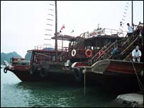 Thuyền ở vùng biển phía Bắc Việt Nam
