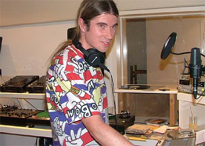 Radio 1 Ibiza Weekend 2004 - Cafe Mambo studio pictures


