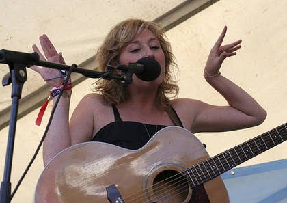 Martha Wainwright in the Hub tent