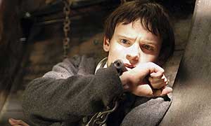 Davie Balfour (James Anthony Pearson) finds himself prisoner on board a slave ship 