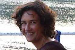 Caitlin Davies