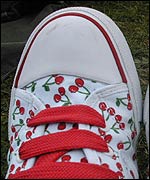 Cherry Converse