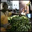 Carregamento de bananas em Havana