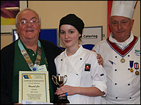 Winner Hannah Cox