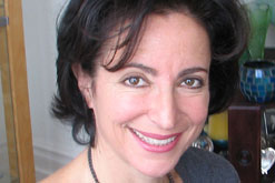 Linda Kelsey