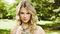 American country pop singer-songwriter Taylor Swift
