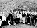 Y Gymdeithas Hanes yn 1998  yn dilyn y llwybr i'r lle y llofruddiwyd Mary Bruton.