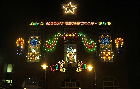 Ripley's Christmas lights