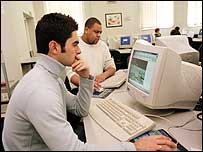 سپیم بھیجنے والوں کے خلاف کارروائی