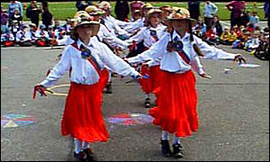 Girls dancing.