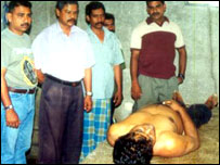 The body of a suspect killed in police custody in Sri Lanka (file photo)