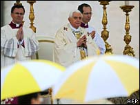 Giáo hoàng Benedict XVI