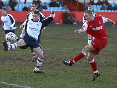 Redditch United v Vauxhall Graham Deakin