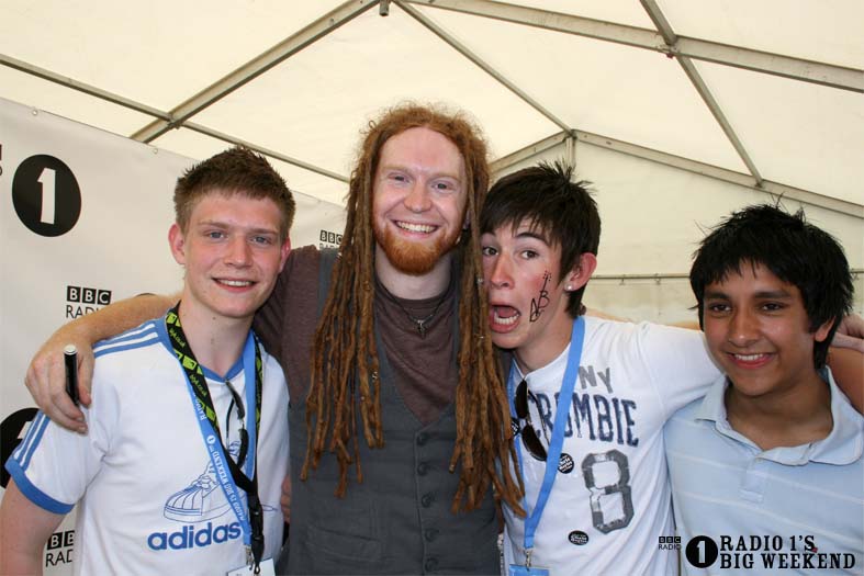Newton Faulkner in the signing tent