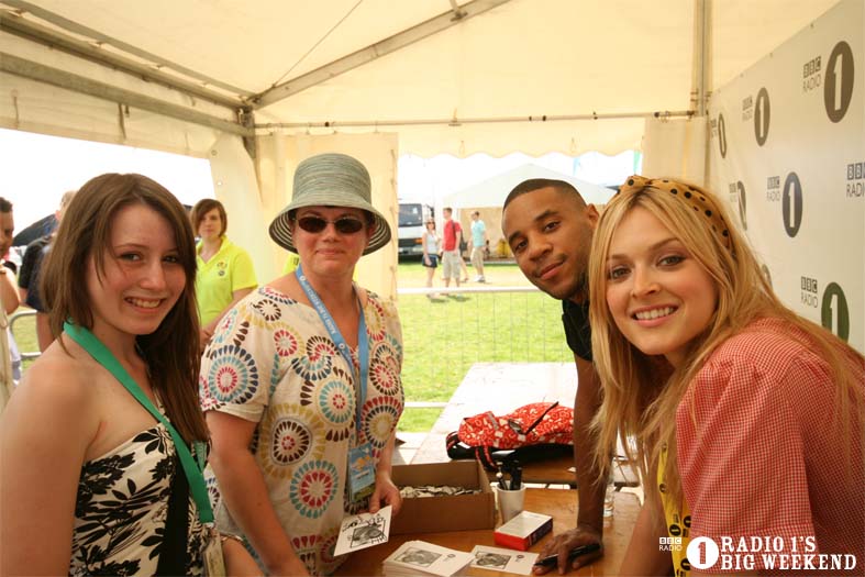 Signing sessions with Fearne and Reggie