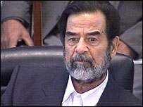 Saddam Hüseyin mahkemede