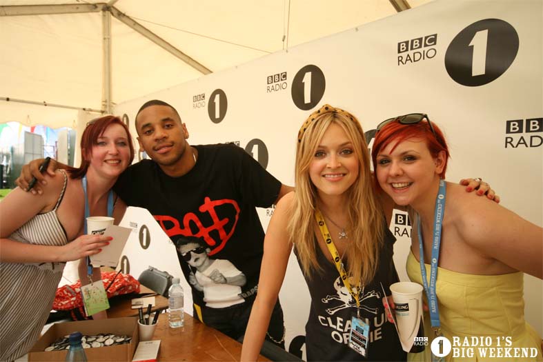 Signing sessions with Fearne and Reggie