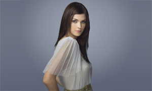 Ashley (Sinead Moynihan)