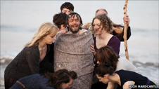 Michael Sheen yn y 'Passion' Michael Sheen yn y 'Passion'