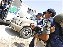 انتقال يکی از شهرک نشينان