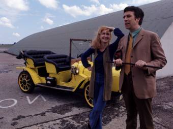 11yellowcar
