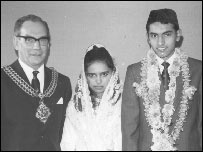 First Gujarati Muslim wedding in Gloucester