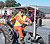Ar un o'r tractorau