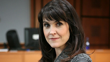 Gillian Kearney as Louise Scanlon © BBC/La Productions