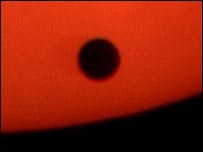 Picture: Venus passes in front of the sun